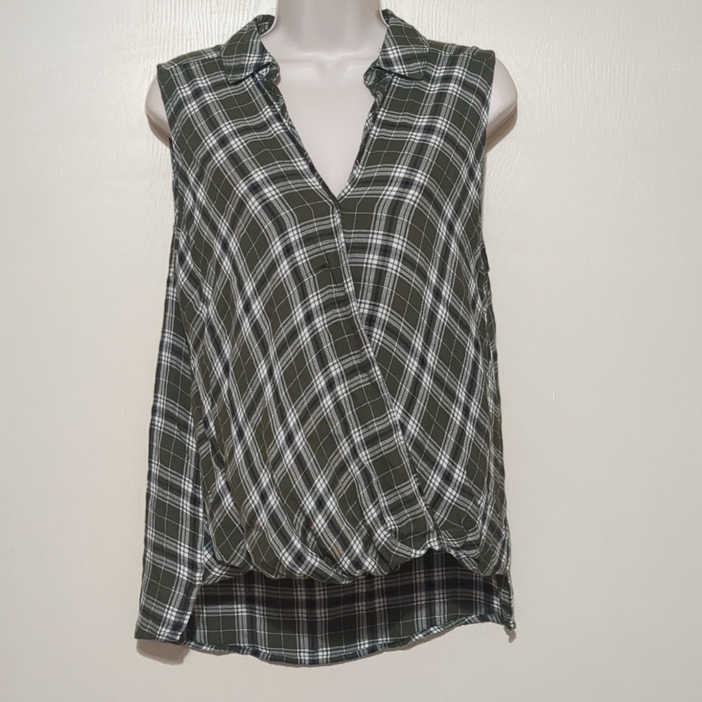 Rock & Republic plaid sleeveless top size Medium